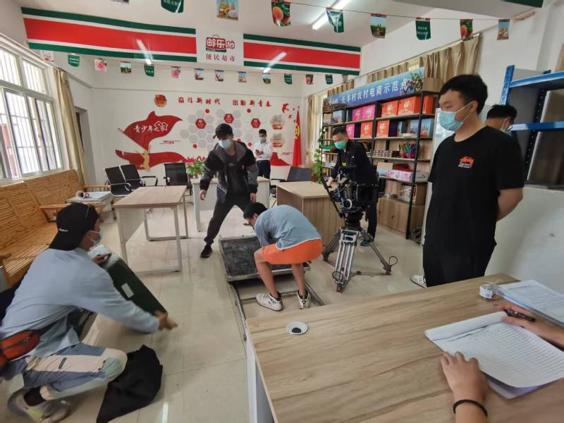 追星女孩心理学分析报告：惠东县广告片拍摄公司揭秘饭圈应援式传播逻辑